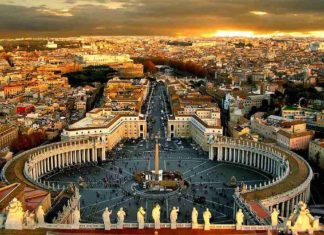 10 secrete ascunse ale Vaticanului