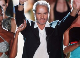 Cine a fost Gianni VERSACE. Viaţa celui care a fondat imperiul VERSACE, legăturile cu MAFIA şi asisanarea sa pe scările vilei sale din Miami