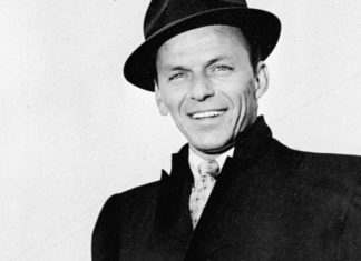 Frank Sinatra făcea 12 duşuri pe zi, era extrem de agresiv şi mirosea întotdeauna a lavandă