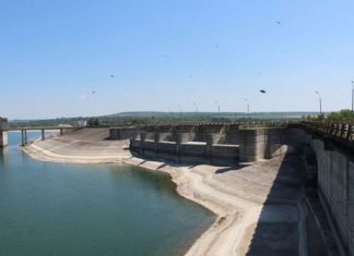 Muntele de beton Stânca-Costeşti. Cum a cheltuit Ceauşescu 60 de tone de aur pur pentru mega-barajul de la Prut, clasificat al treilea cel mai mare din Europa