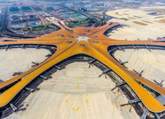Cum arată cel mai mare aeroport din lume care este la limita dintre SF și realitate