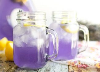 Cum se prepară cea mai interesantă limonadă, limonada de lavandă care te scapă de durerile de cap și anxietate