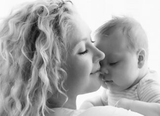 Cercetările au dezvăluit: Copiii moștenesc inteligența de la mama lor, nu de la tatăl lor