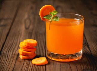 Pregătește acasă un pahar de „Red Bull” natural – energizantul care te protejează de numeroase boli